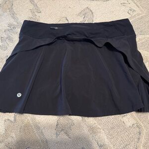 lululemon athletica Black Women's Skirt size 10